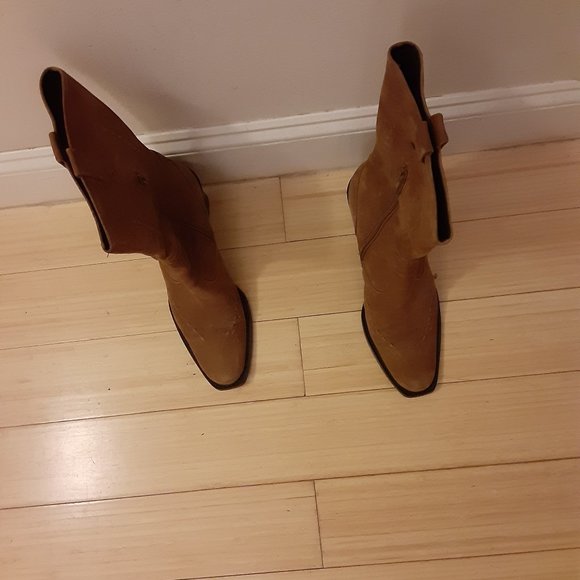 Rust suede boot - Picture 1 of 2